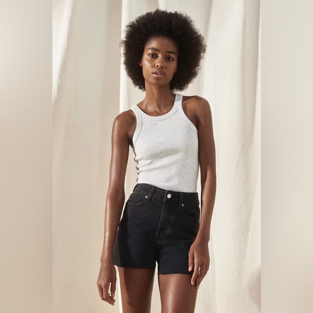 H&M Black Denim High Waisted Mom Shorts size 6
